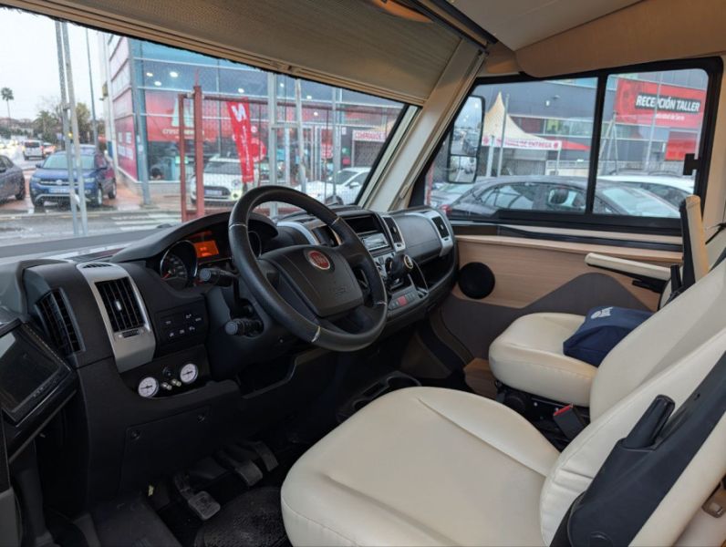 En venta Fiat McLouis Nevis 322 Blanco 2022 Huesca foto 4