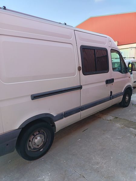 En venta Renault Master Blanco 2002 Toledo foto 3
