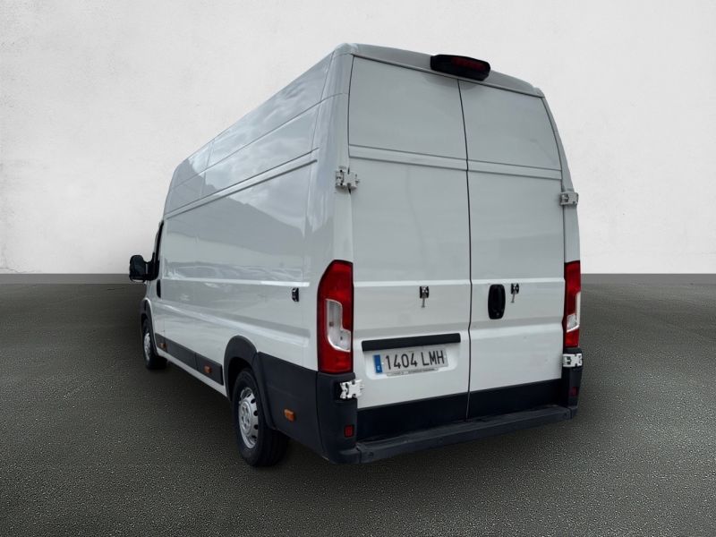 En venta Citroën Citroën Jumper 2.2 BlueHDi 140CV L4H3 Blanco 2021 Navarra foto 3