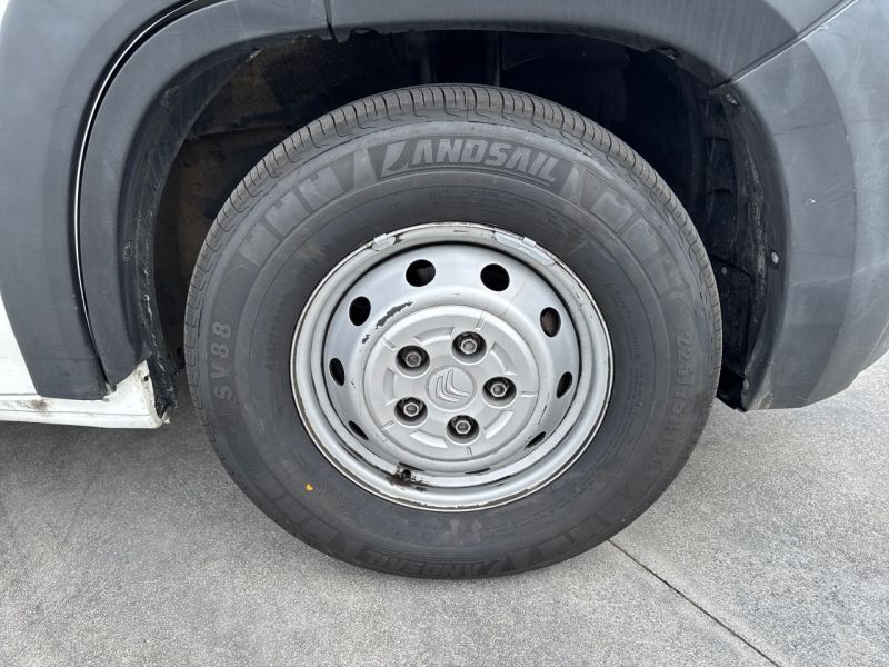 En venta Citroën Citroën Jumper 2.2 BlueHDi 140CV L4H3 Blanco 2021 Navarra foto 17