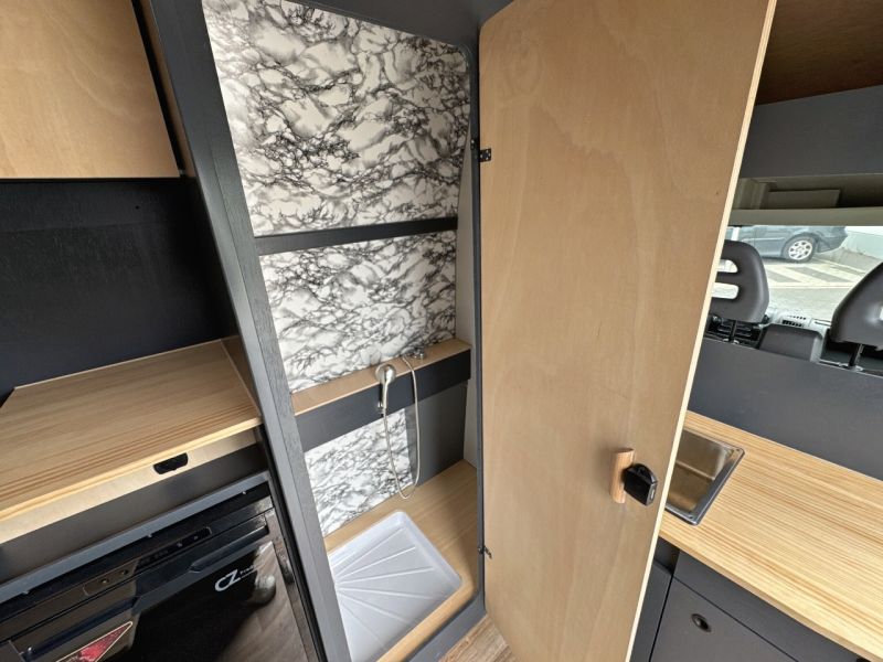 En venta Citroën Citroën Jumper 2.2 BlueHDi 140CV L4H3 Blanco 2021 Navarra foto 20