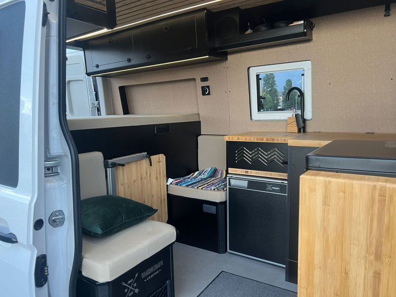 En venta Volkswagen crafter Blanco 2021 Madrid foto 5