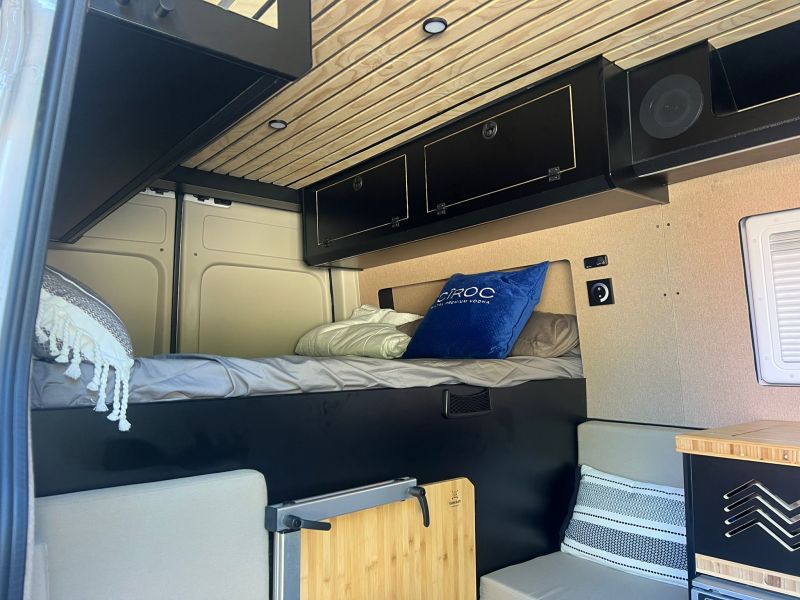 En venta Volkswagen crafter Blanco 2021 Madrid foto 8