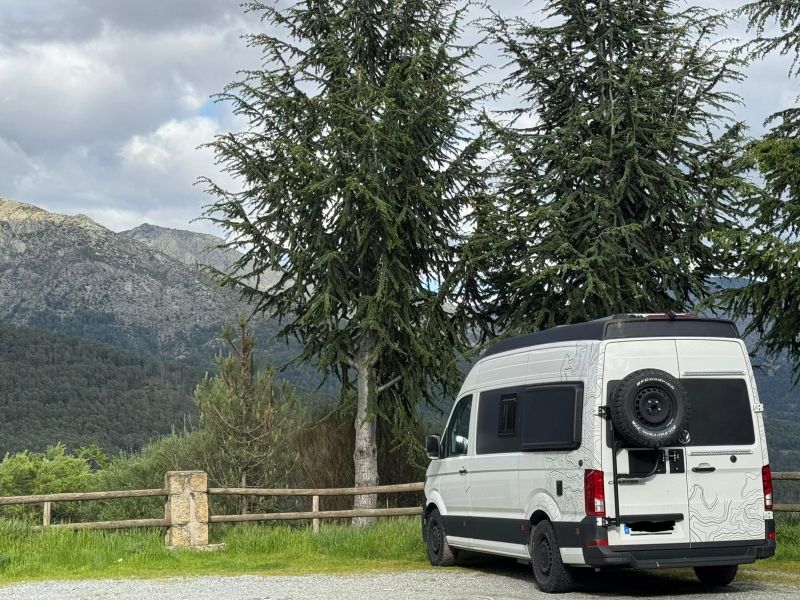 En venta Volkswagen crafter Blanco 2021 Madrid foto 12