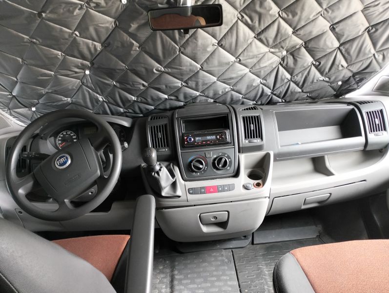 En venta CI International Elliot 40  Gris 2007 Navarra foto 12