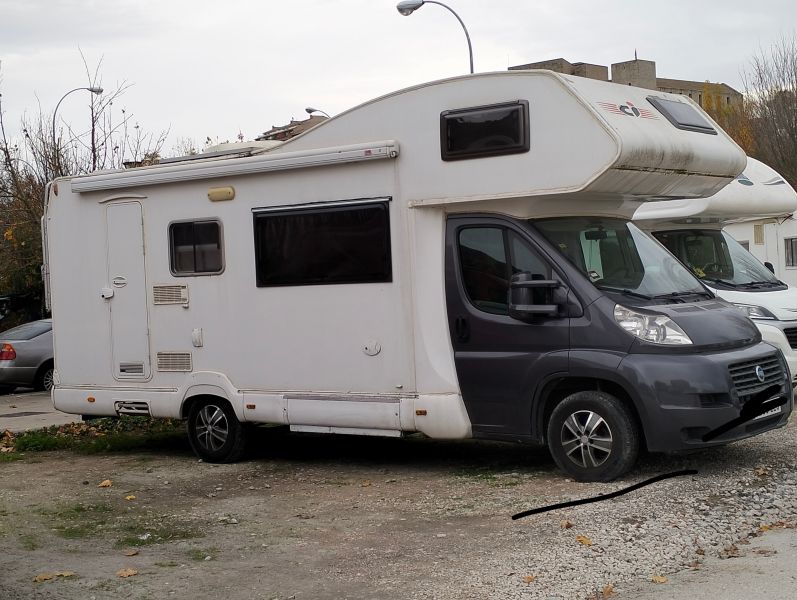 En venta CI International Elliot 40  Gris 2007 Navarra foto 14