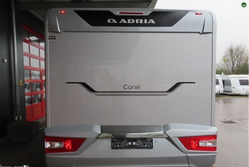 En venta Adria Coral Supreme 670 SC ALDE Blanco 2019 Santa Cruz de Tenerife foto 5