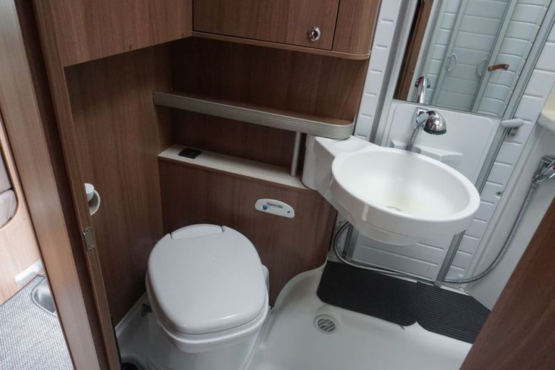 En venta Bürstner Argos Time 670  Blanco 2014 Santa Cruz de Tenerife foto 19