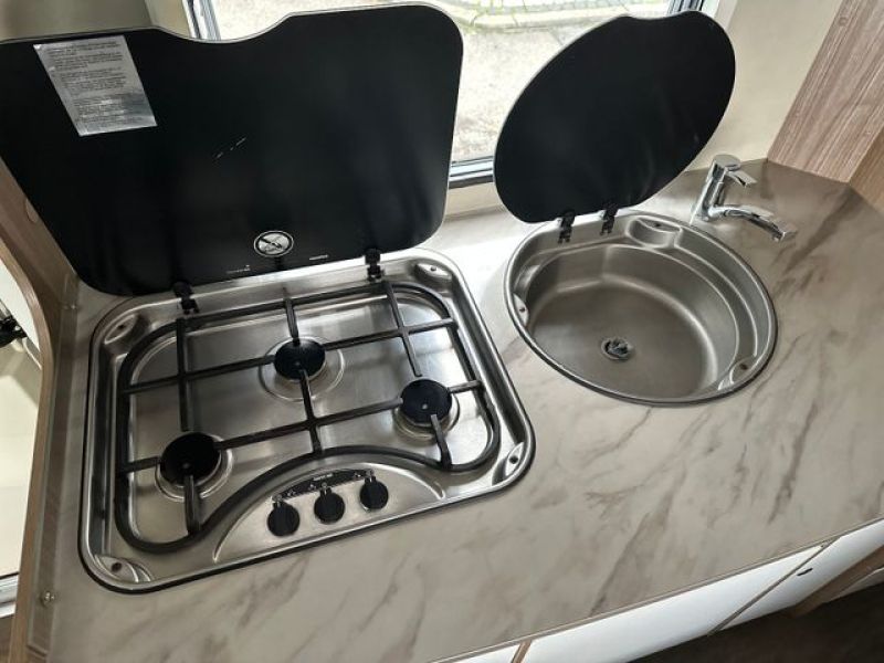 En venta Carado A 464 Blanco 2018 Santa Cruz de Tenerife foto 7