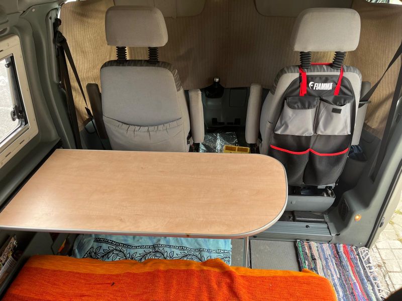 En venta Ford Transit Big Nugget - Westfalia Gris 2007 Madrid foto 8