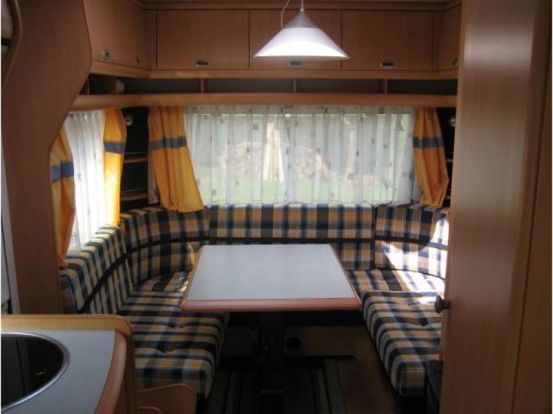 En venta Hobby 450UB Luxe Blanco 2001 Alicante foto 3