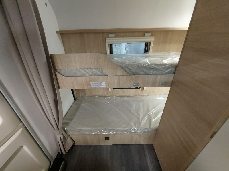 En venta Caravelair Caravelair Alba 486 Family Oferta Stocks Blanco 2025 Barcelona foto 15