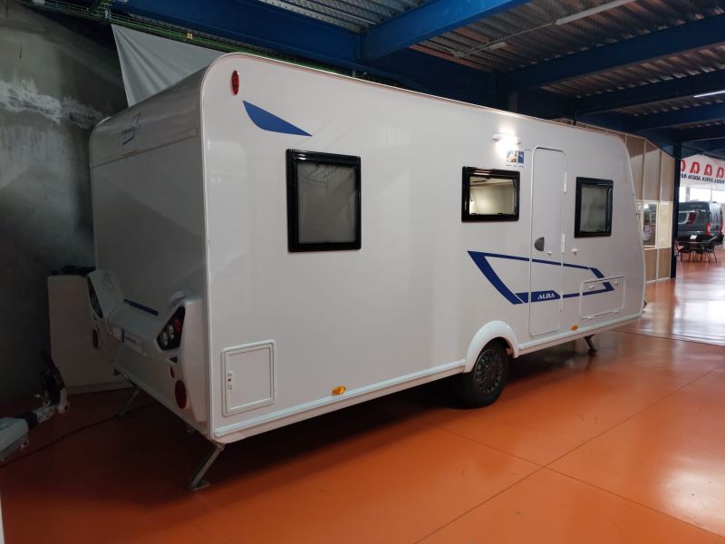 En venta Caravelair Caravelair Alba 496 Family Oferta Stocks Blanco 2025 Barcelona foto 3