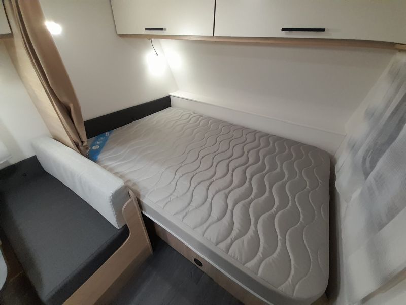 En venta Caravelair Caravelair Alba 496 Family Oferta Stocks Blanco 2025 Barcelona foto 5