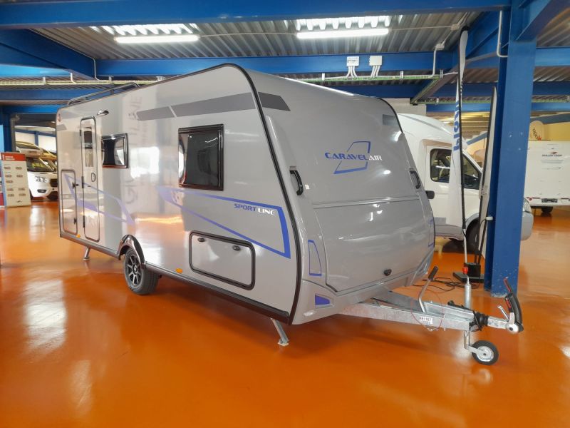 En venta Caravelair Caravelair Sport Line 486 Family Oferta Stocks  Gris 2025 Barcelona foto 1