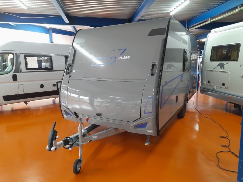 En venta Caravelair Caravelair Sport Line 486 Family Oferta Stocks  Gris 2025 Barcelona foto 3