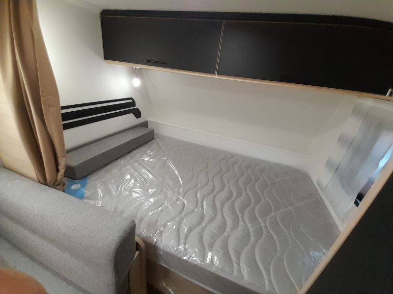 En venta Caravelair Caravelair Sport Line 486 Family Oferta Stocks  Gris 2025 Barcelona foto 11