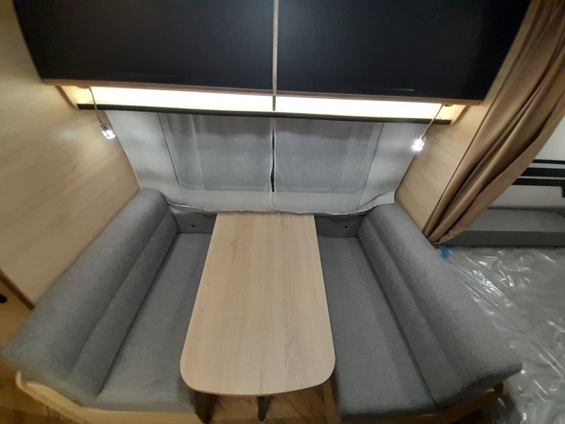 En venta Caravelair Caravelair Sport Line 486 Family Oferta Stocks  Gris 2025 Barcelona foto 17