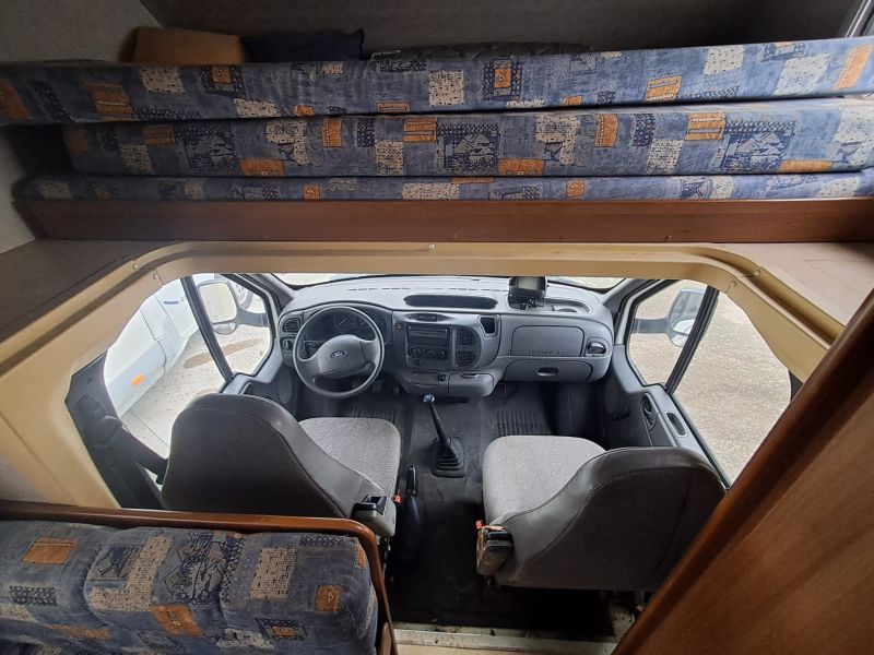 En venta Rimor Rimor Ford Europeo NG5 T350 Oferta Stocks Blanco 2001 Barcelona foto 6