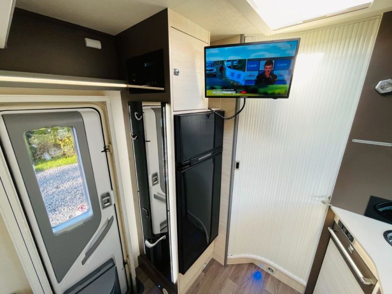 En venta Challenger Mageo Premium 260 Blanco 2019 Santa Cruz de Tenerife foto 14