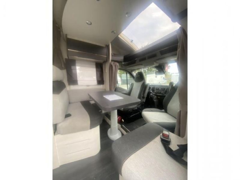 En venta Chausson VIP 515 Blanco 2020 Santa Cruz de Tenerife foto 13
