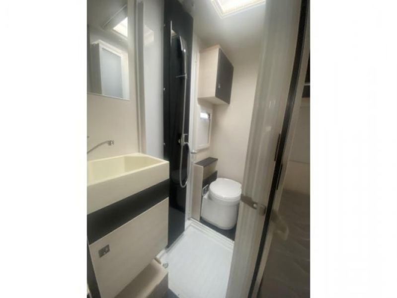 En venta Chausson VIP 515 Blanco 2020 Santa Cruz de Tenerife foto 20