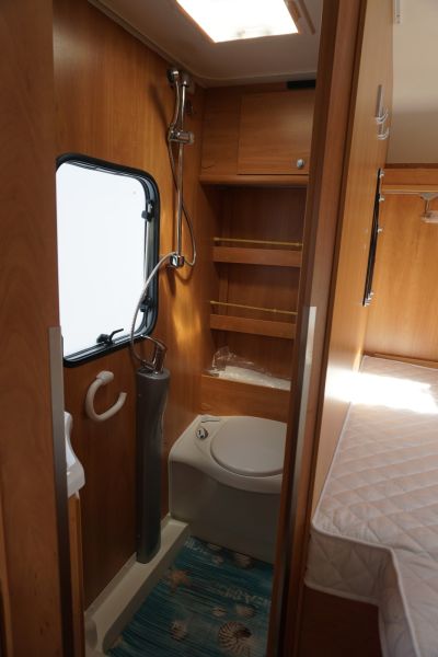 En venta Dethleffs Globebus- D I-2 Fiat Chasis Panorama Blanco 2013 Santa Cruz de Tenerife foto 13