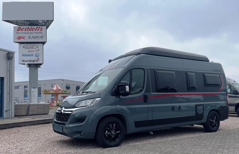 En venta Dethleffs Globetrail 600 DF Classic Gris 2024 Santa Cruz de Tenerife foto 1