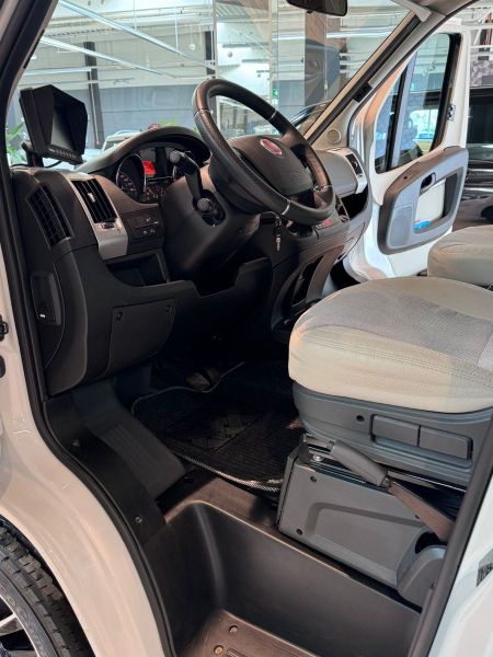 En venta Fiat Capron T68 Cámara Automática Toldo de garaje LED Blanco 2018 Santa Cruz de Tenerife foto 11