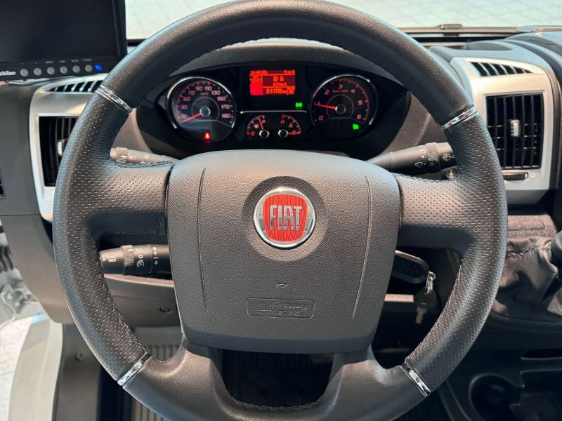 En venta Fiat Capron T68 Cámara Automática Toldo de garaje LED Blanco 2018 Santa Cruz de Tenerife foto 20