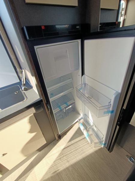 En venta Across AVENTOUR Blanco 2025 Teruel foto 6