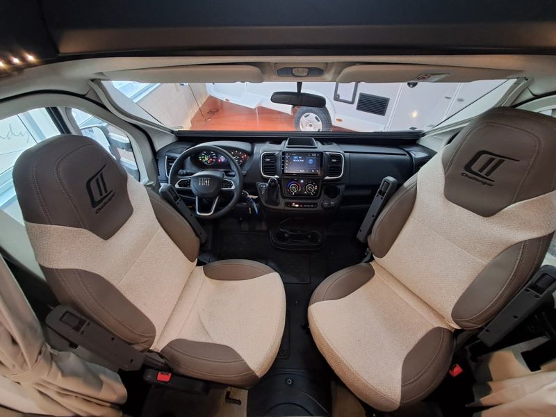 En venta Challenger Challenger Fiat 317 Ultimate Edition Automatic Blanco 2026 Barcelona foto 8