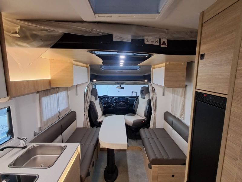 En venta Challenger Challenger Fiat 317 Ultimate Edition Automatic Blanco 2026 Barcelona foto 13