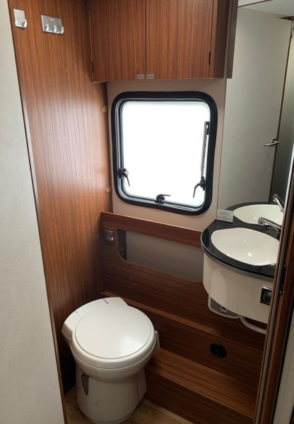 En venta Dethleffs Advantatge T 7051 EB Blanco 2015 Barcelona foto 11