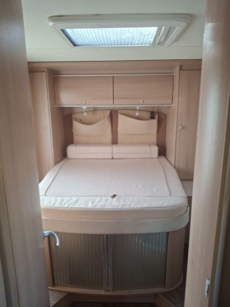 En venta Bürstner IXEO IT 734 Metálico 2012 Navarra foto 8