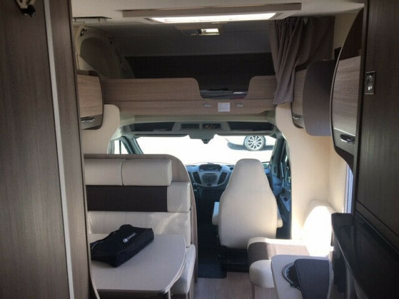 En venta Ford Wohnmobil Challenger C394 Genisis - 30.000,00 EUR Blanco 2016 Madrid foto 4