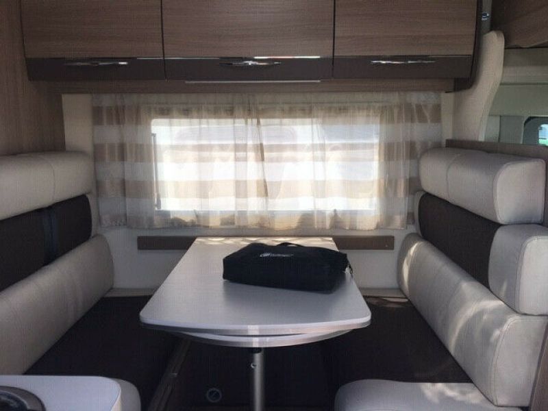 En venta Ford Wohnmobil Challenger C394 Genisis - 30.000,00 EUR Blanco 2016 Madrid foto 5