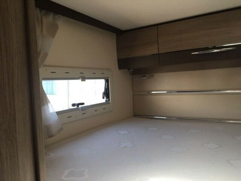 En venta Ford Wohnmobil Challenger C394 Genisis - 30.000,00 EUR Blanco 2016 Madrid foto 13