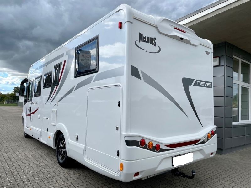 En venta McLouis NEVIS 881G Blanco 2020 Madrid foto 4