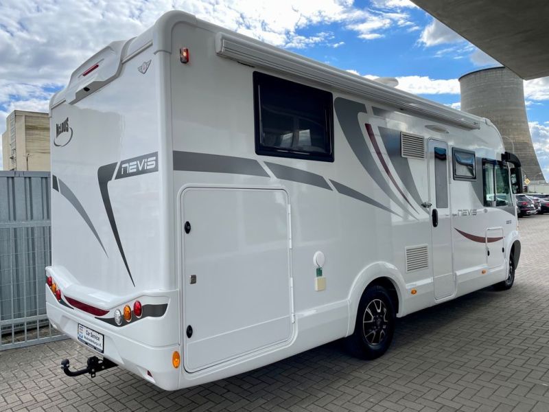 En venta McLouis NEVIS 881G Blanco 2020 Madrid foto 6