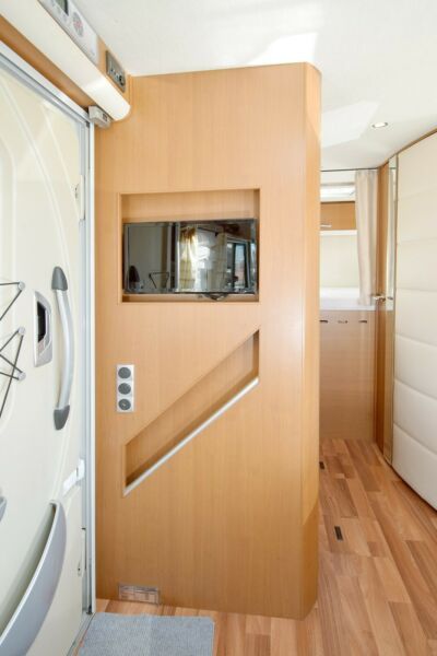 En venta Niesmann + Bischoff Arto 64 G Blanco 2013 Madrid foto 20