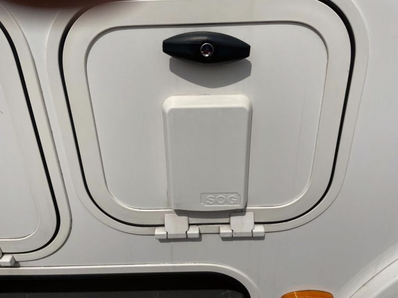 En venta Rapido 8066DF Premium Edition Blanco 2019 Madrid foto 8