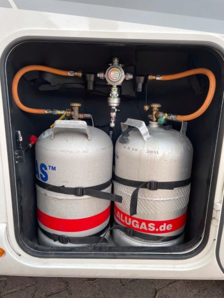 En venta Rapido 8066DF Premium Edition Blanco 2019 Madrid foto 9