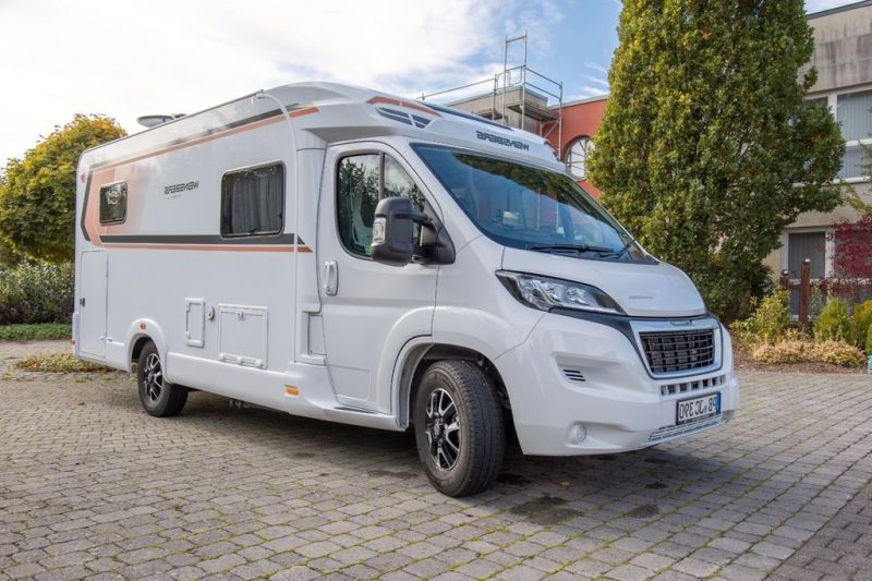 En venta Weinsberg CaraCompact 600 MEG Pepper Blanco 2022 Madrid foto 1