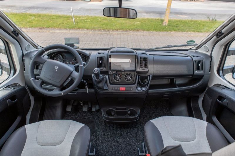 En venta Weinsberg CaraCompact 600 MEG Pepper Blanco 2022 Madrid foto 16