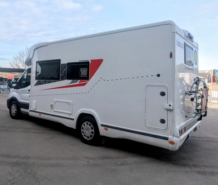 En venta Challenger 380 Start edition  Blanco 2022 Barcelona foto 3