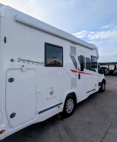 En venta Challenger 380 Start edition  Blanco 2022 Barcelona foto 6