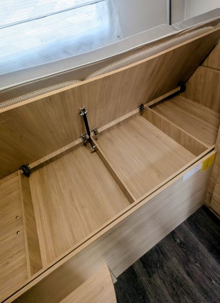 En venta Challenger 380 Start edition  Blanco 2022 Barcelona foto 8