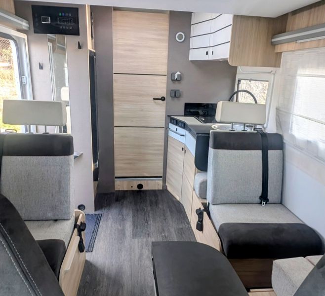 En venta Challenger 380 Start edition  Blanco 2022 Barcelona foto 20