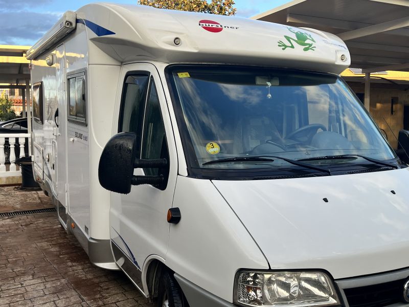 En venta Bürstner T605 Blanco 2005 Córdoba foto 3